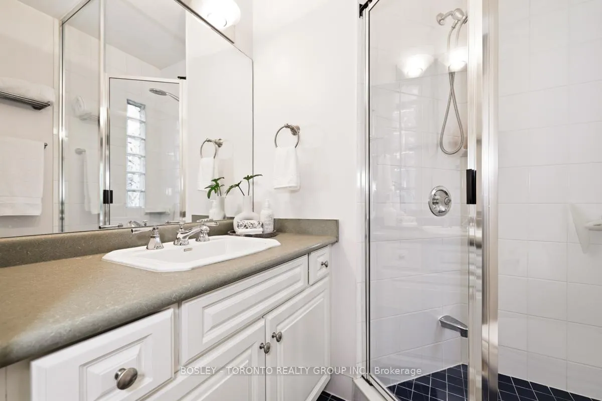 Photo 27 of 31 Caribou Road, Toronto, Bedford Park-Nortown — HOMEH