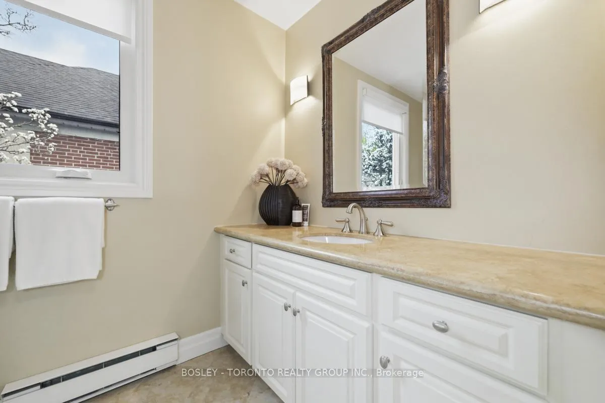 Photo 28 of 31 Caribou Road, Toronto, Bedford Park-Nortown — HOMEH