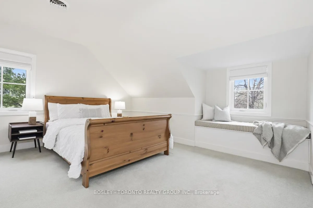 Photo 33 of 31 Caribou Road, Toronto, Bedford Park-Nortown — HOMEH