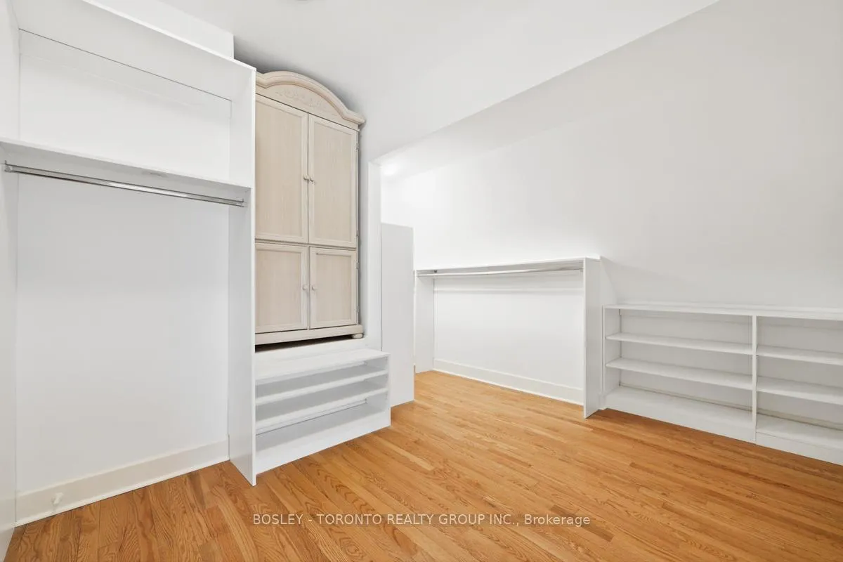 Photo 40 of 31 Caribou Road, Toronto, Bedford Park-Nortown — HOMEH
