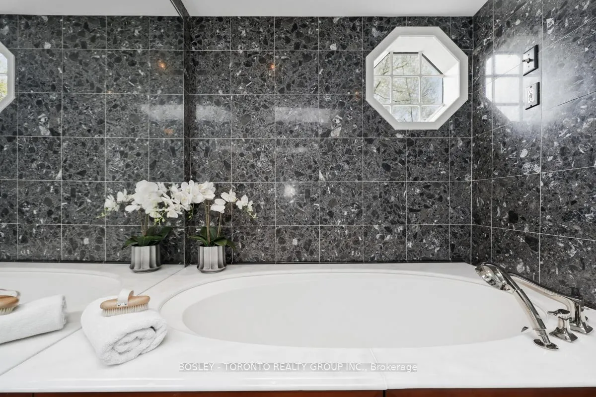 Photo 43 of 31 Caribou Road, Toronto, Bedford Park-Nortown — HOMEH