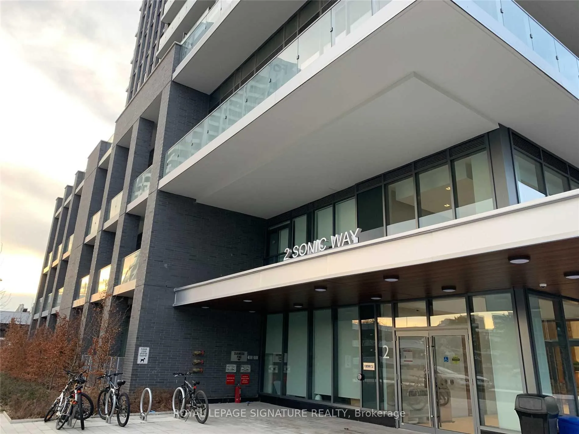 Photo 3 of Unit 1601, 2 Sonic Way, Toronto, Flemingdon Park — HOMEH