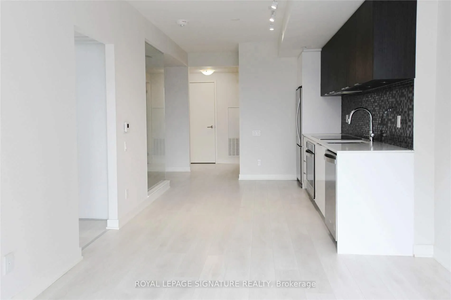 Photo 10 of Unit 1601, 2 Sonic Way, Toronto, Flemingdon Park — HOMEH