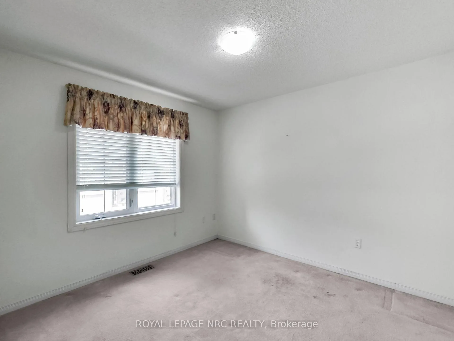 Photo 20 of Unit 10, 104 Frances Avenue, Hamilton, Lakeshore — HOMEH