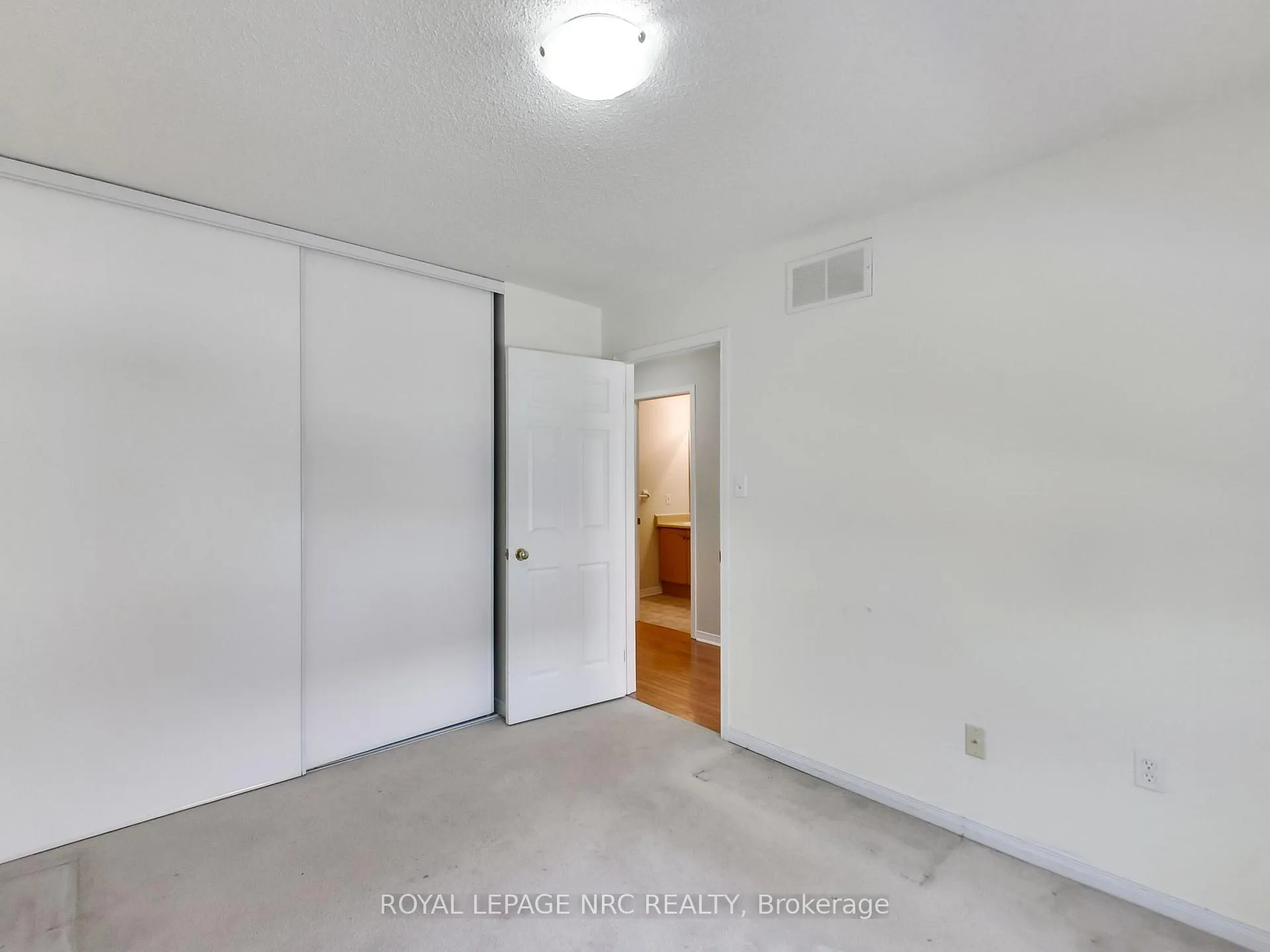 Photo 21 of Unit 10, 104 Frances Avenue, Hamilton, Lakeshore — HOMEH
