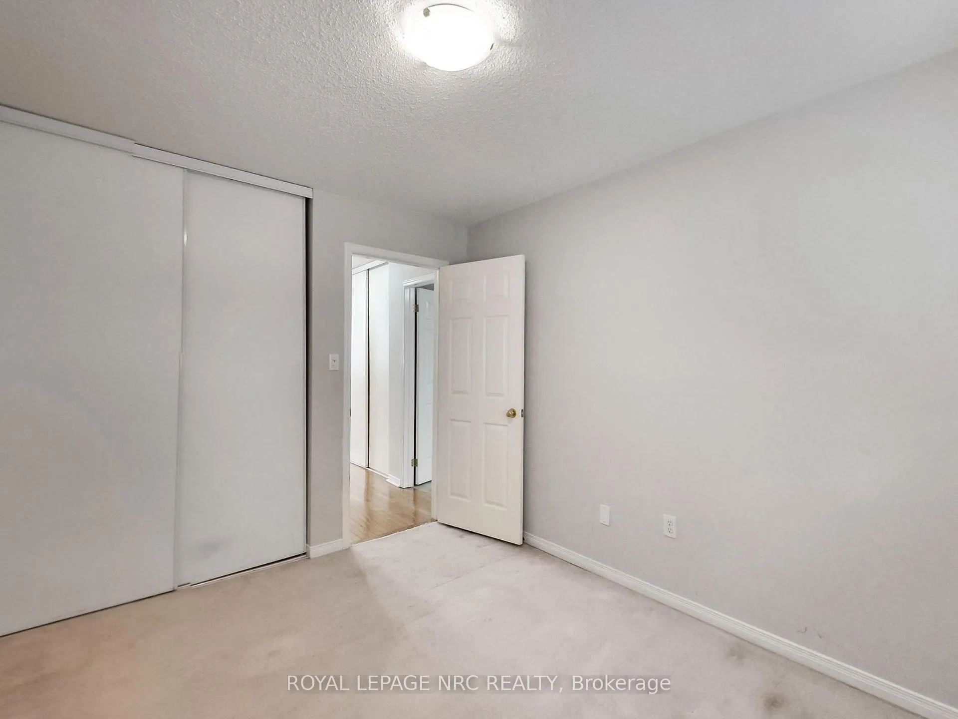 Photo 24 of Unit 10, 104 Frances Avenue, Hamilton, Lakeshore — HOMEH