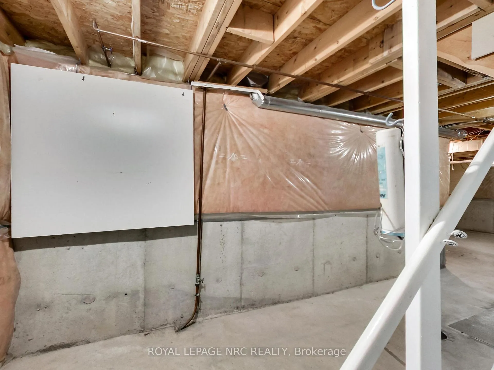 Photo 27 of Unit 10, 104 Frances Avenue, Hamilton, Lakeshore — HOMEH