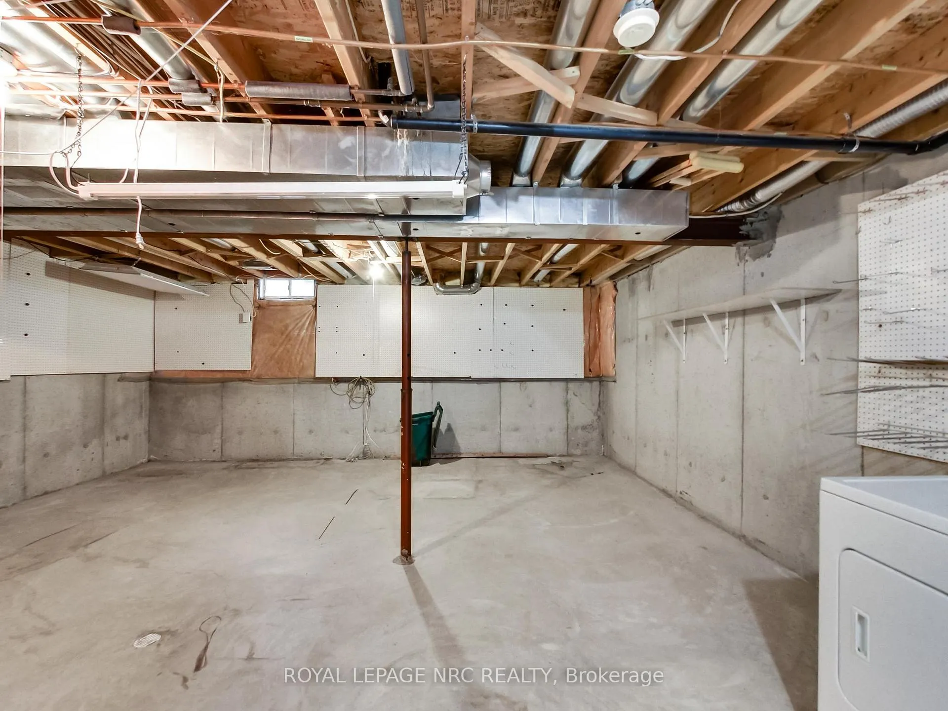 Photo 31 of Unit 10, 104 Frances Avenue, Hamilton, Lakeshore — HOMEH