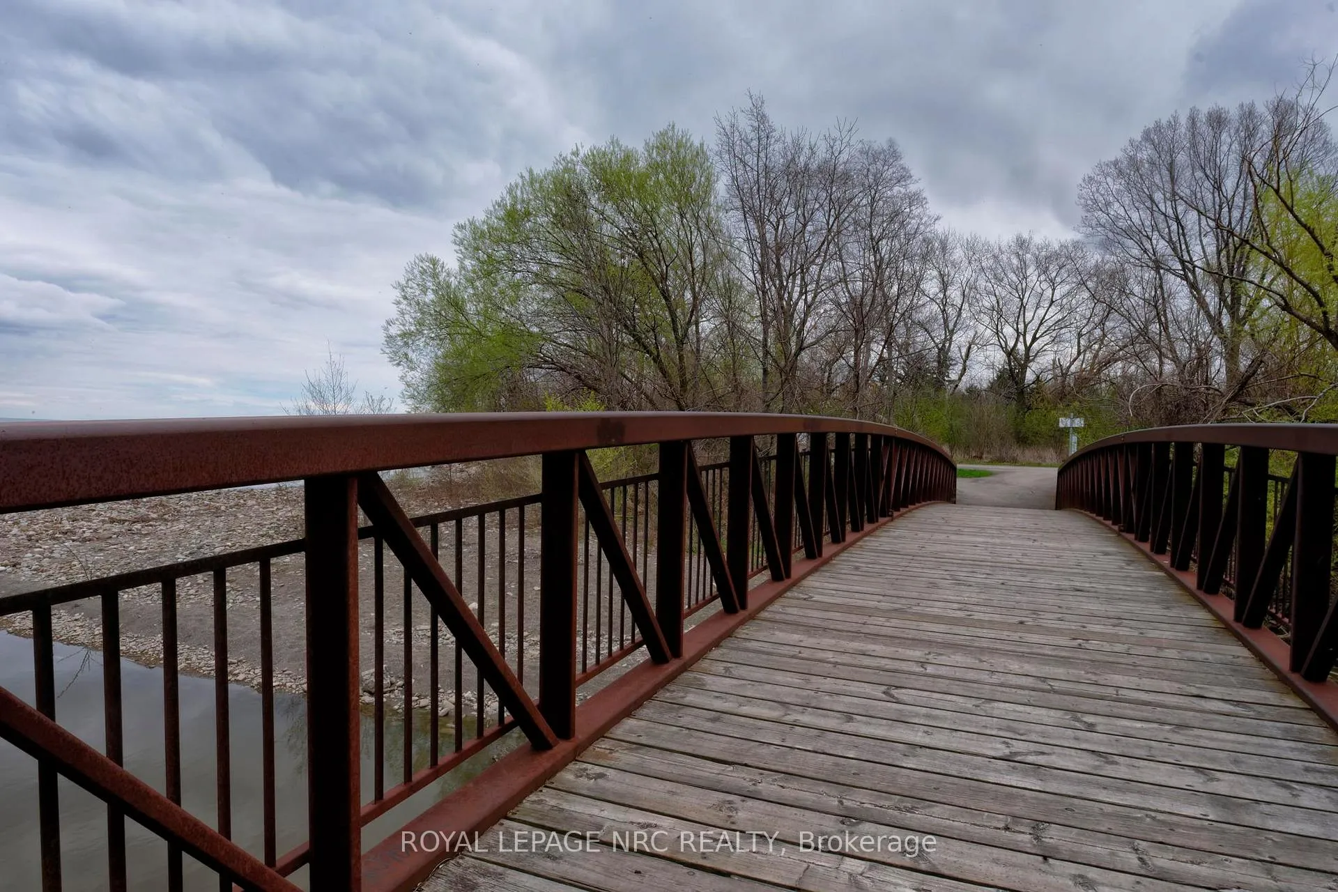 Photo 41 of Unit 10, 104 Frances Avenue, Hamilton, Lakeshore — HOMEH