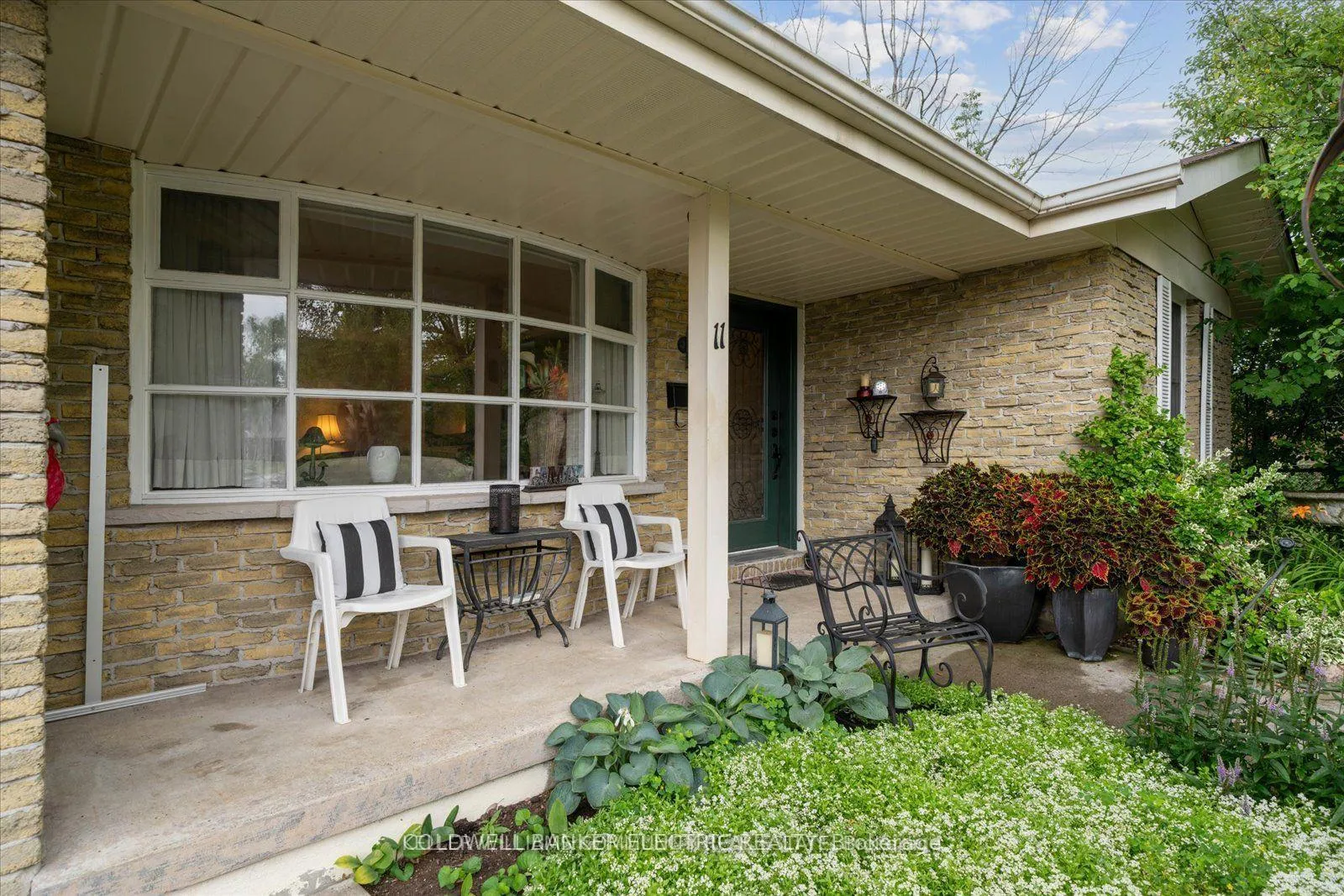 Photo 3 of 11 Bayleaf Court, Peterborough, Monaghan Ward 2 — HOMEH