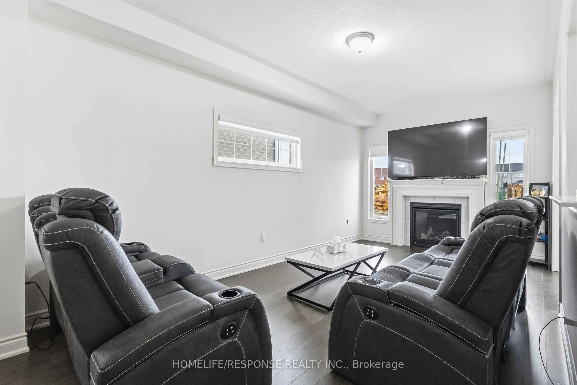 Photo 8 of 44 Denny Street, Ajax, South East — HOMEH