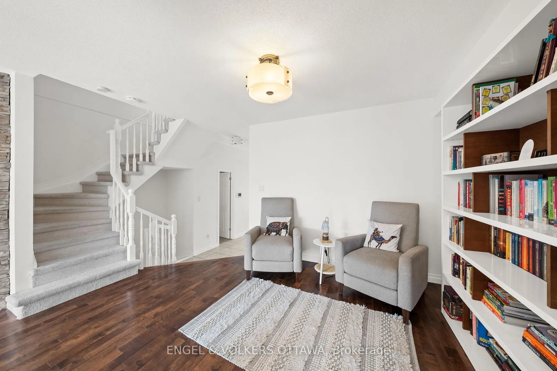 Photo 9 of 5 Kimberwick Crescent, Ottawa, Quinterra — HOMEH