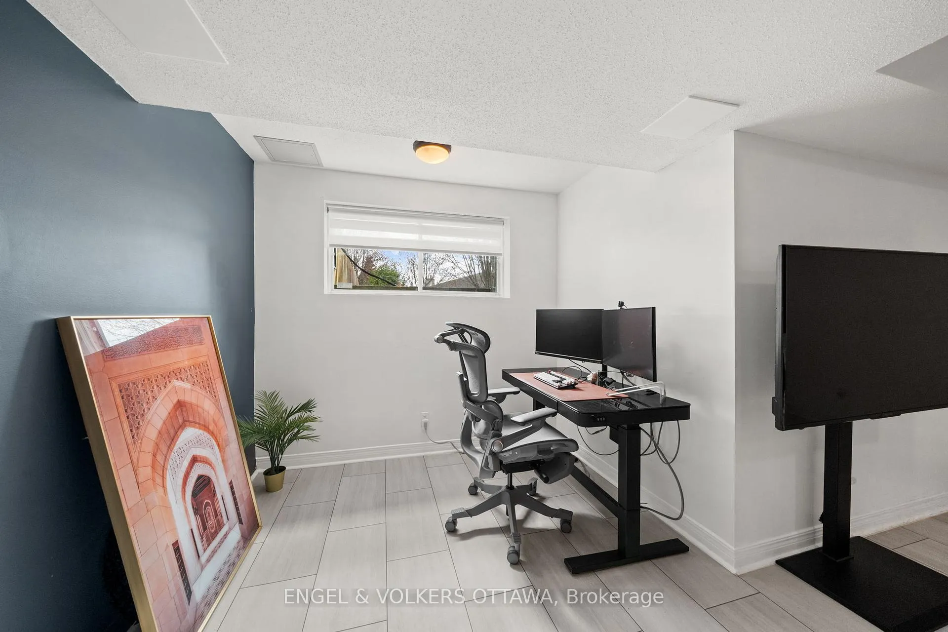 Photo 20 of 5 Kimberwick Crescent, Ottawa, Quinterra — HOMEH