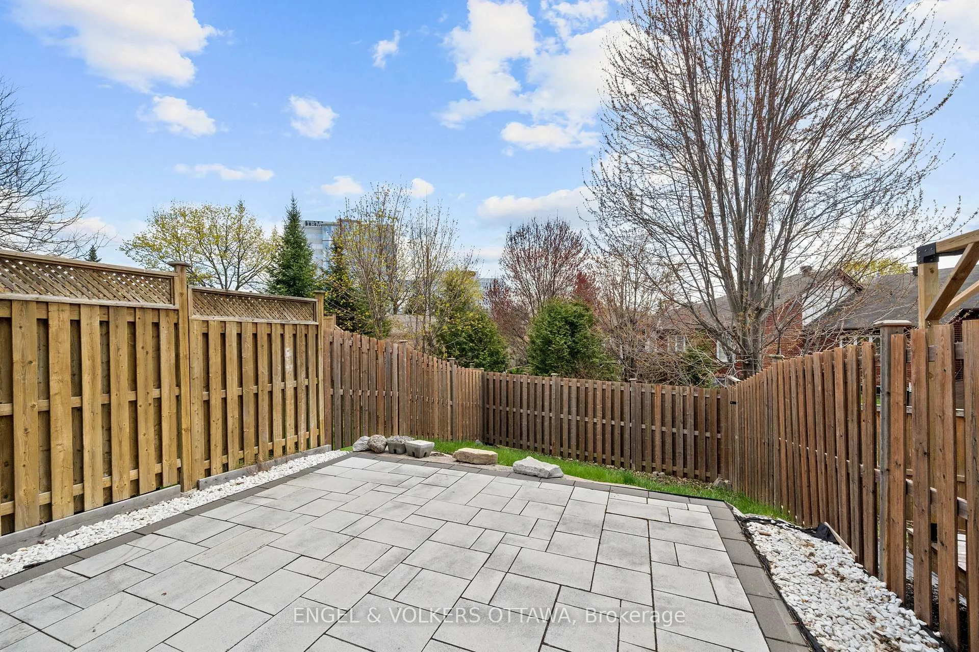 Photo 22 of 5 Kimberwick Crescent, Ottawa, Quinterra — HOMEH