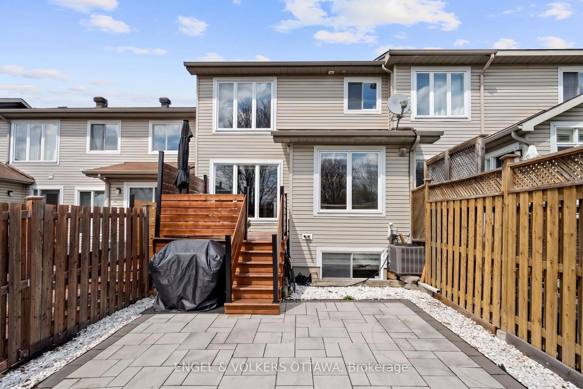 Photo 23 of 5 Kimberwick Crescent, Ottawa, Quinterra — HOMEH