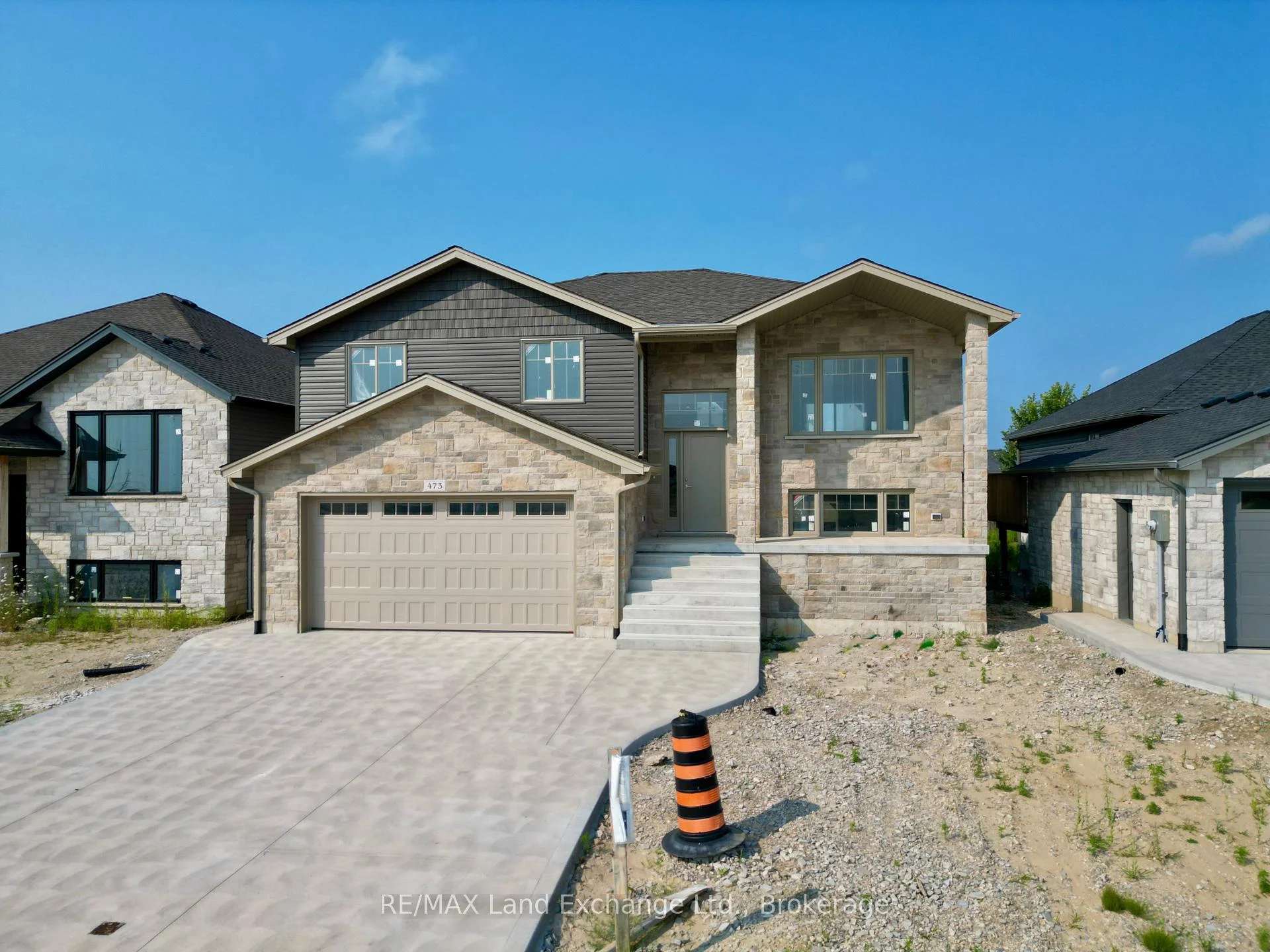 Photo of 473 Northport Drive