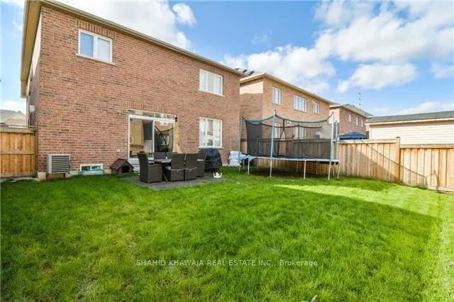 Photo 9 of 137 Savoline Boulevard, Milton, Scott — HOMEH