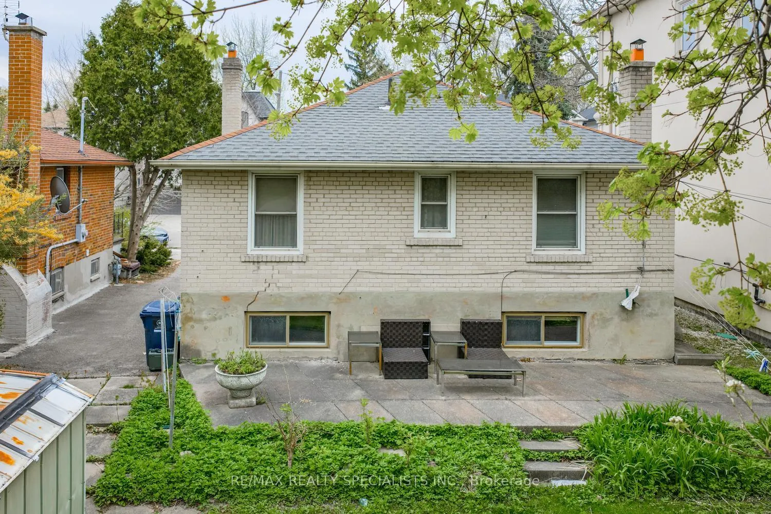 Photo 23 of 54 Marmion Avenue, Toronto, Bedford Park-Nortown — HOMEH