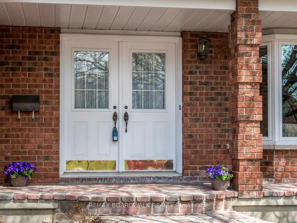Photo 2 of 42 Slade Crescent, Ottawa, Kanata - Kanata Lakes/Heritage Hills — HOMEH