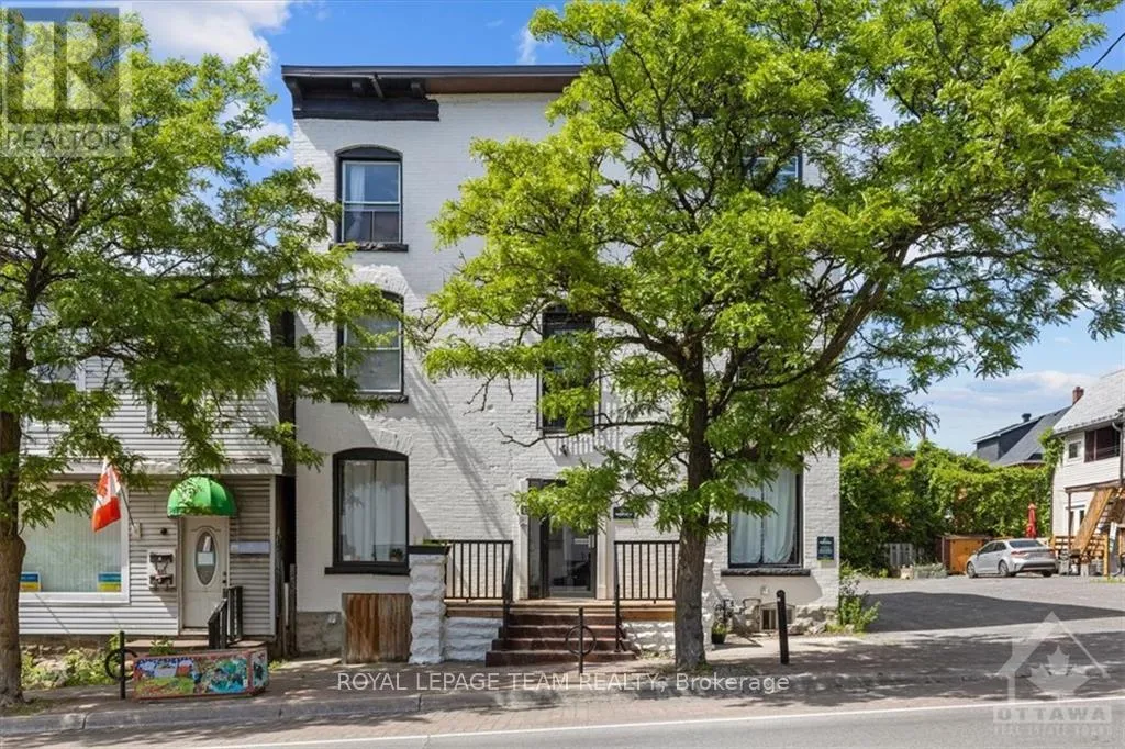 Photo 2 of Unit 6, 883 Somerset Street W, Ottawa, West Centre Town — HOMEH