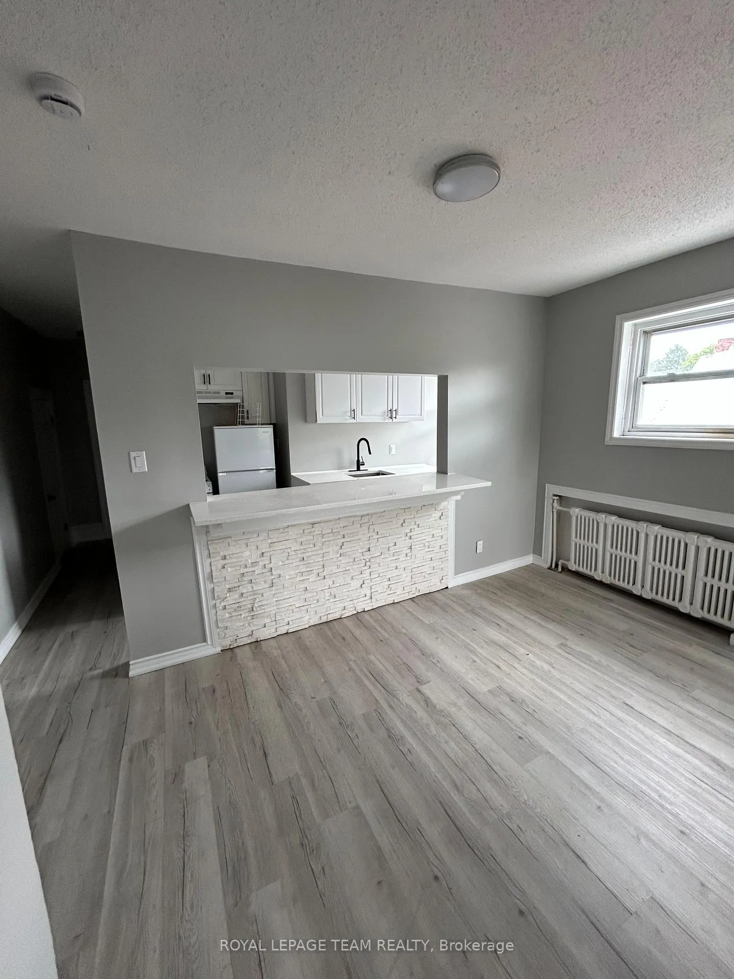 Photo 4 of Unit 6, 883 Somerset Street W, Ottawa, West Centre Town — HOMEH