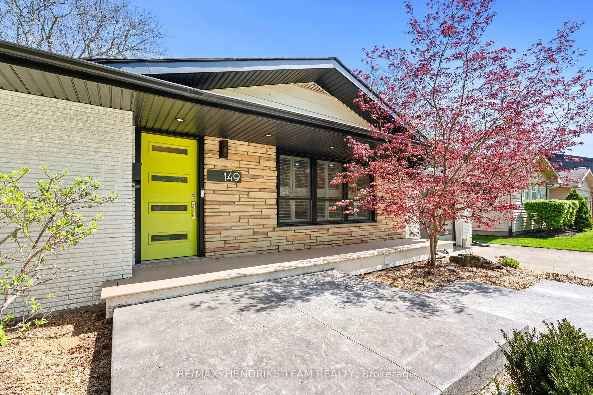 Photo 3 of 149 Riverview Boulevard, St. Catharines, Glendale/Glenridge — HOMEH
