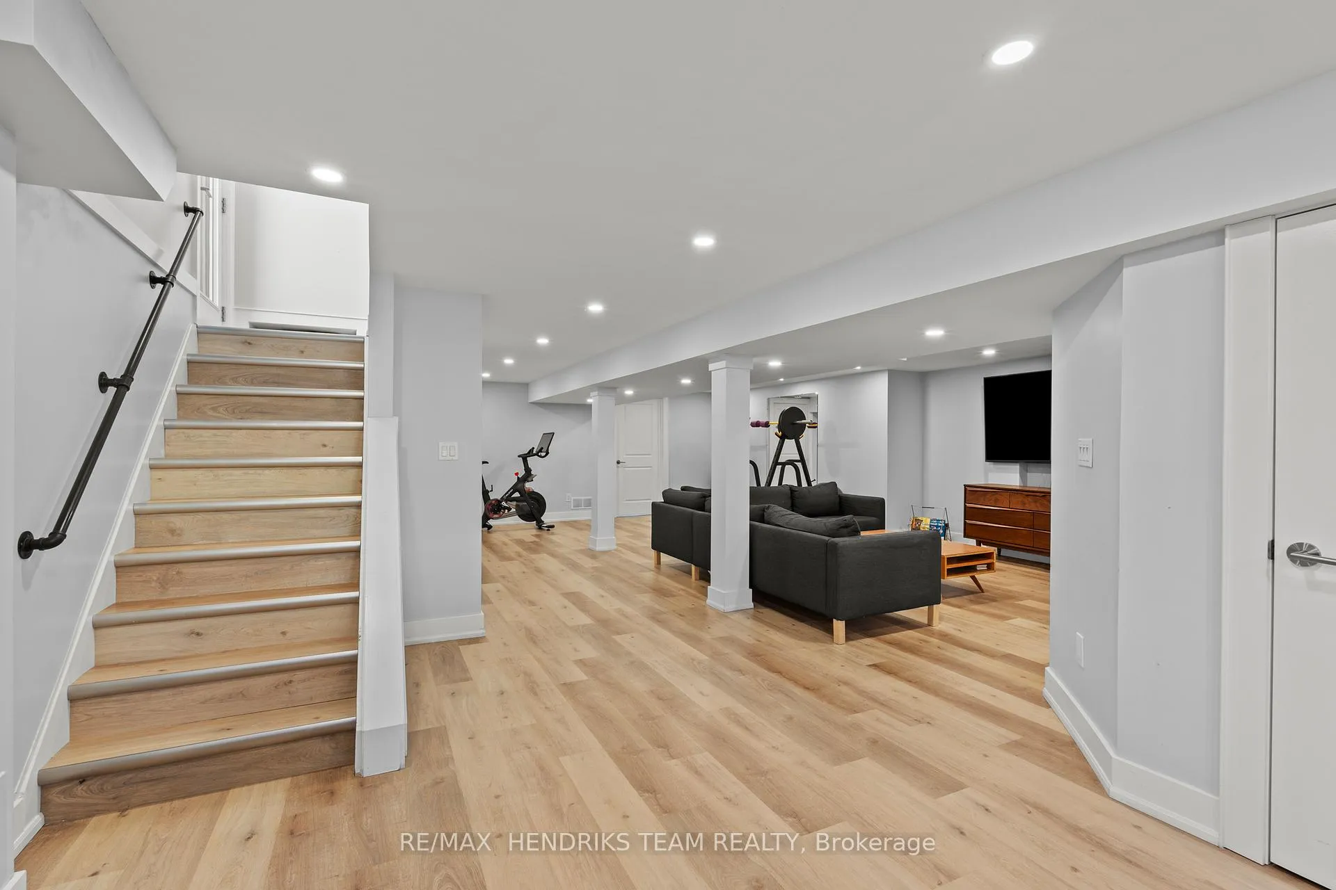 Photo 25 of 149 Riverview Boulevard, St. Catharines, Glendale/Glenridge — HOMEH