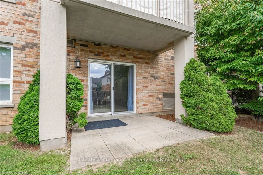 Photo 12 of Unit 103, 901 Paisley Road, Guelph, Willow West/Sugarbush/West Acres — HOMEH