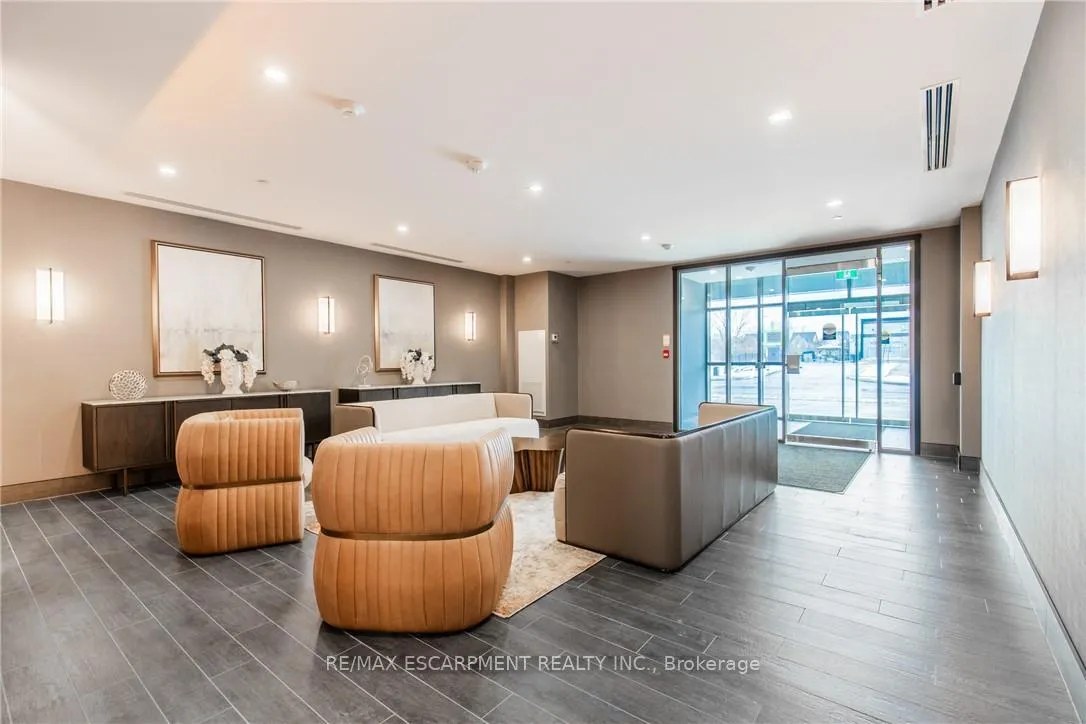 Photo 4 of Unit 710, 470 Dundas Street E, Hamilton, Waterdown — HOMEH