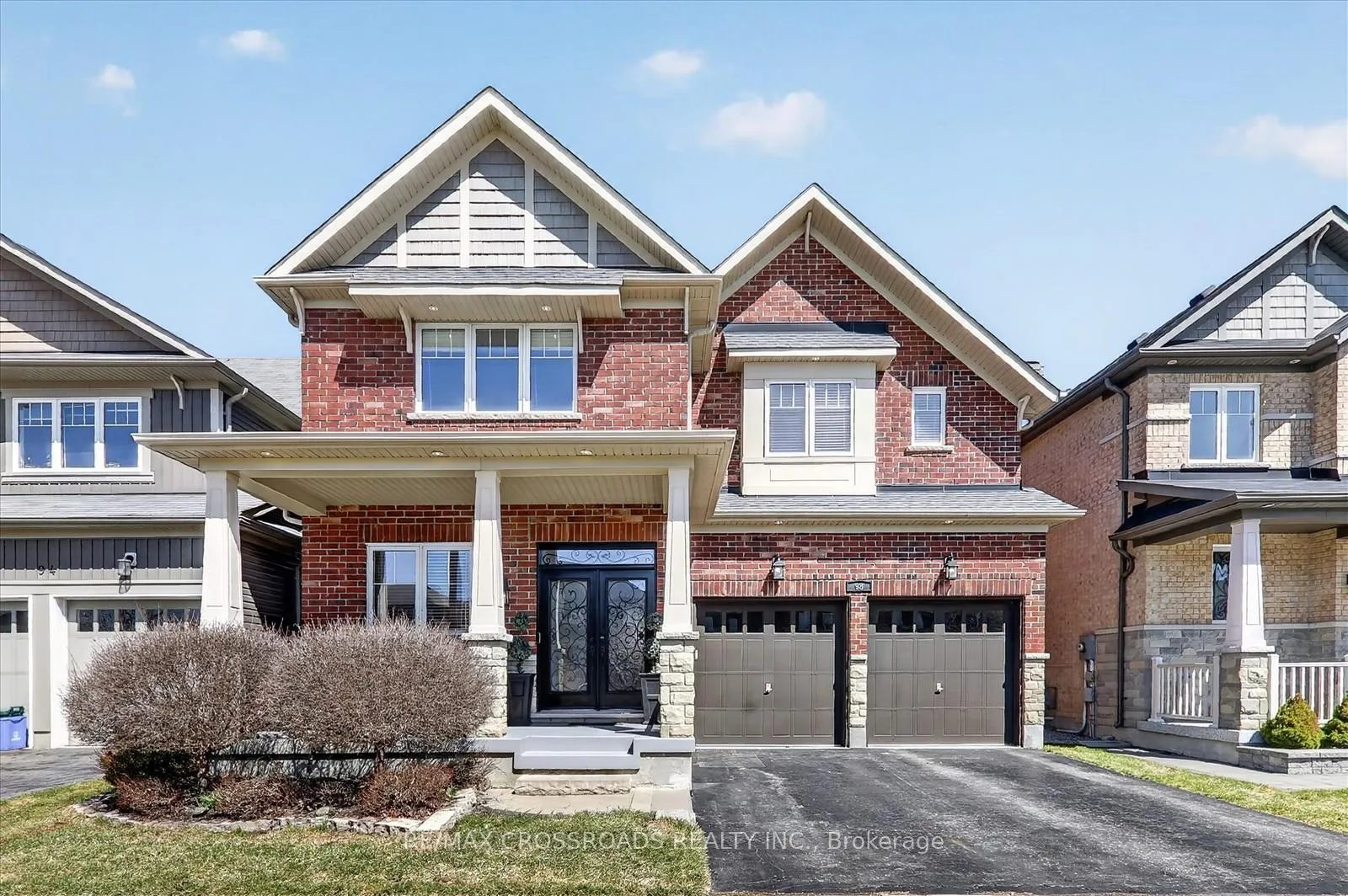 Photo 1 of 98 Britannia Avenue E, Oshawa, Windfields — HOMEH