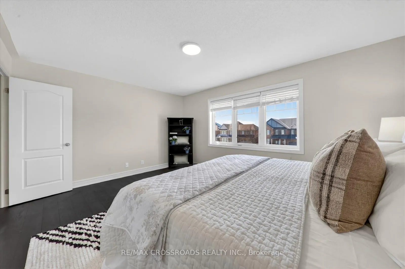 Photo 33 of 98 Britannia Avenue E, Oshawa, Windfields — HOMEH