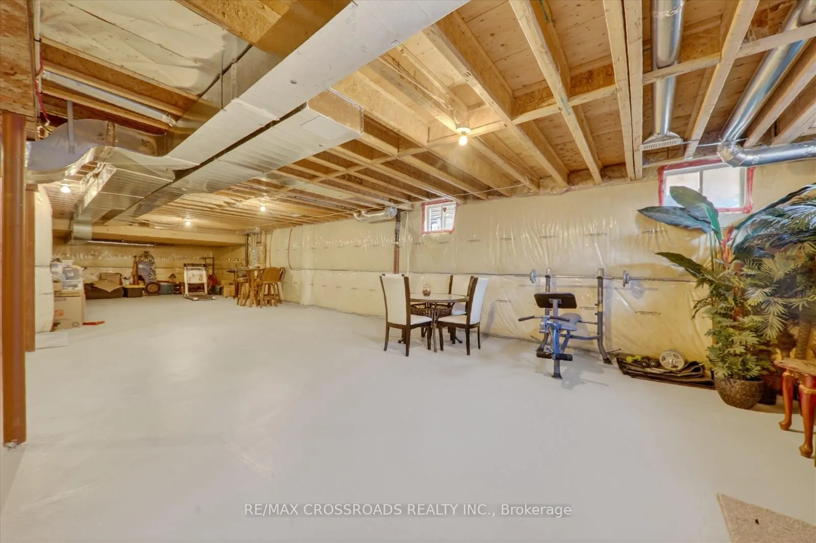 Photo 38 of 98 Britannia Avenue E, Oshawa, Windfields — HOMEH