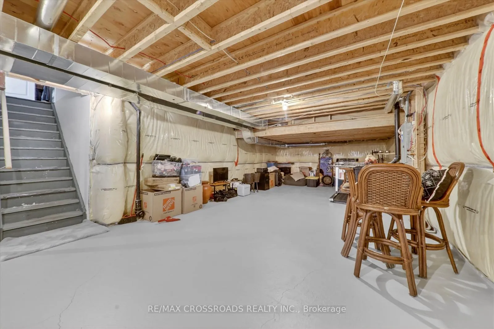 Photo 40 of 98 Britannia Avenue E, Oshawa, Windfields — HOMEH