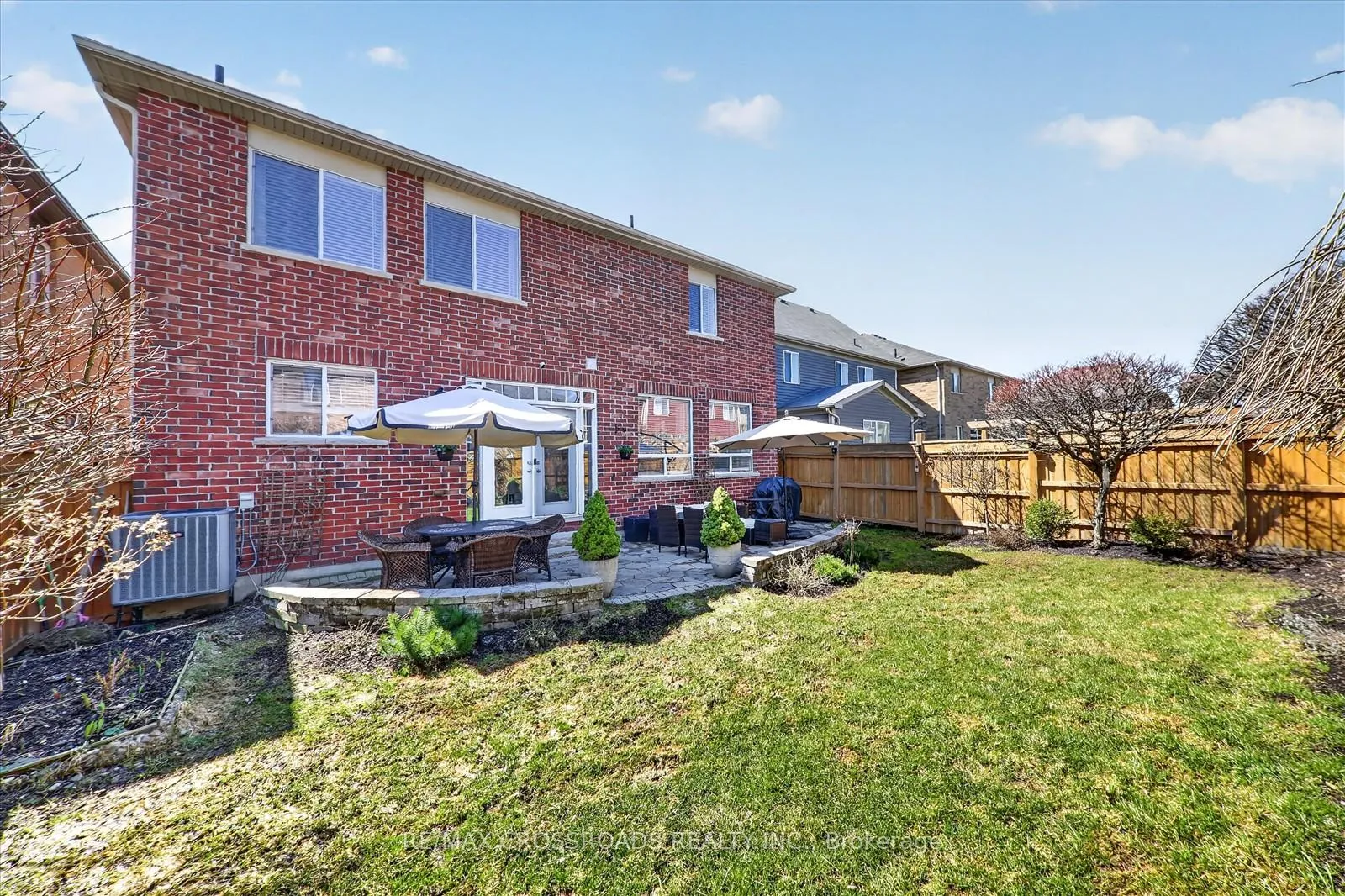 Photo 42 of 98 Britannia Avenue E, Oshawa, Windfields — HOMEH
