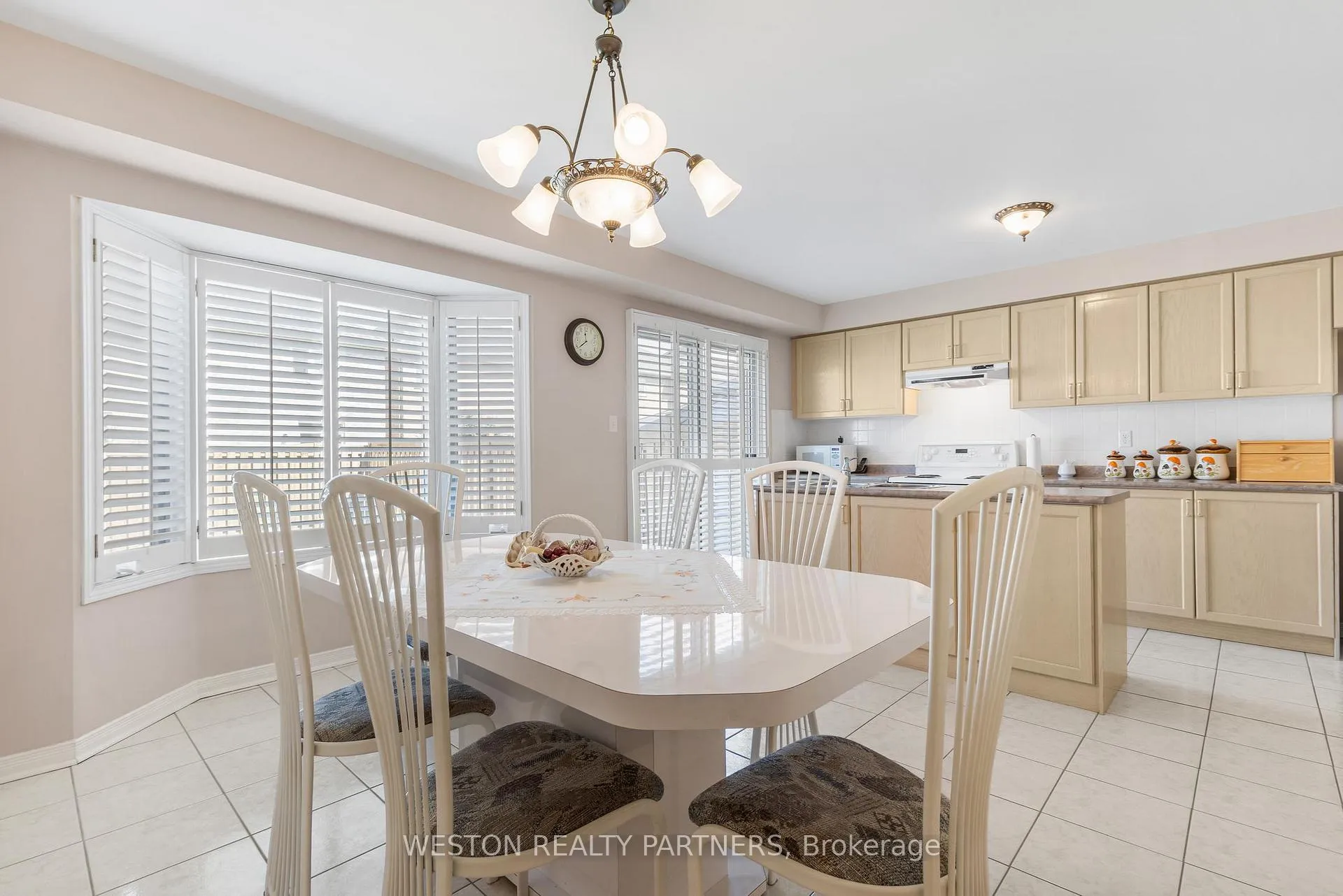 Photo 13 of 142 Trail Ridge Lane, Markham, Berczy — HOMEH