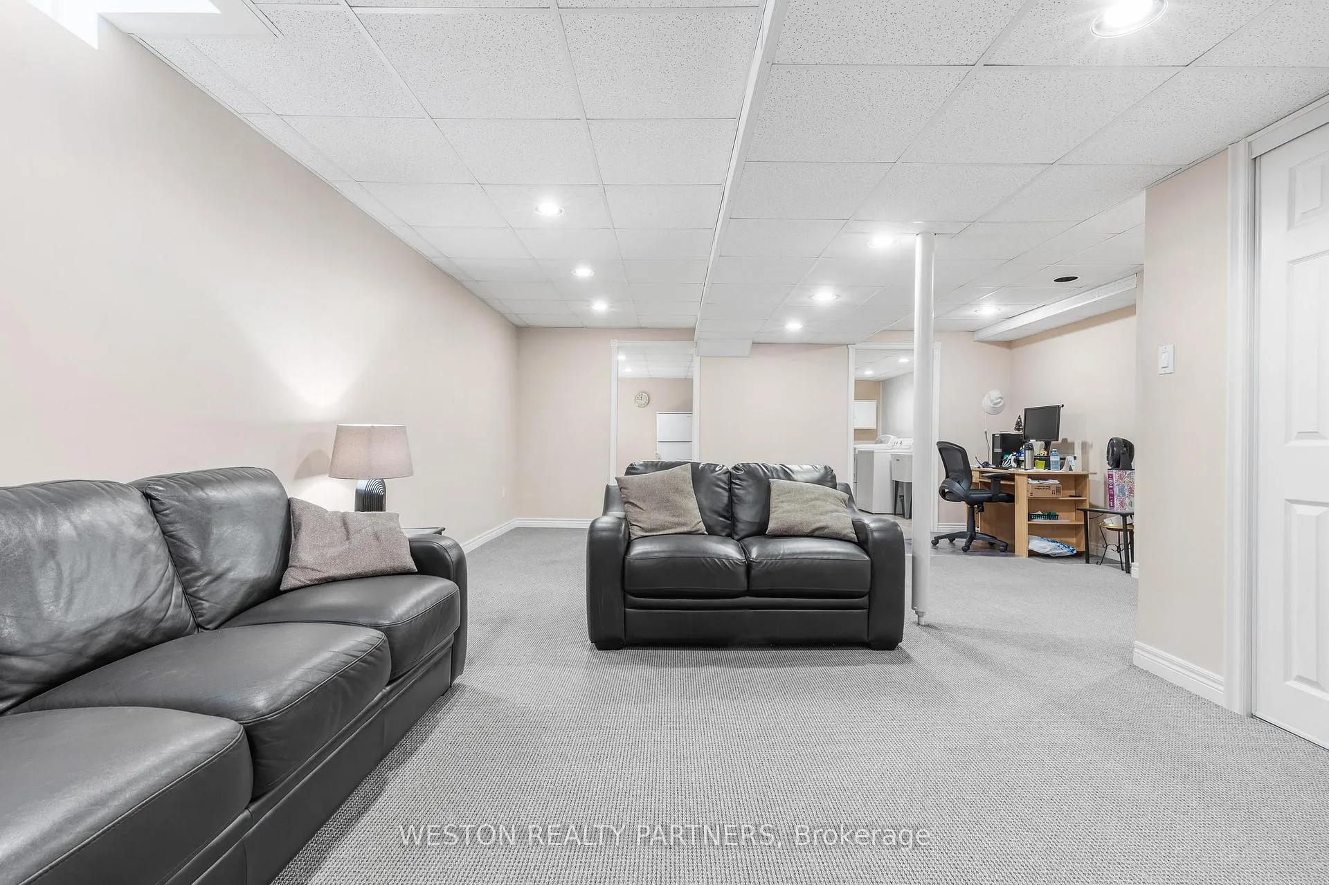 Photo 32 of 142 Trail Ridge Lane, Markham, Berczy — HOMEH