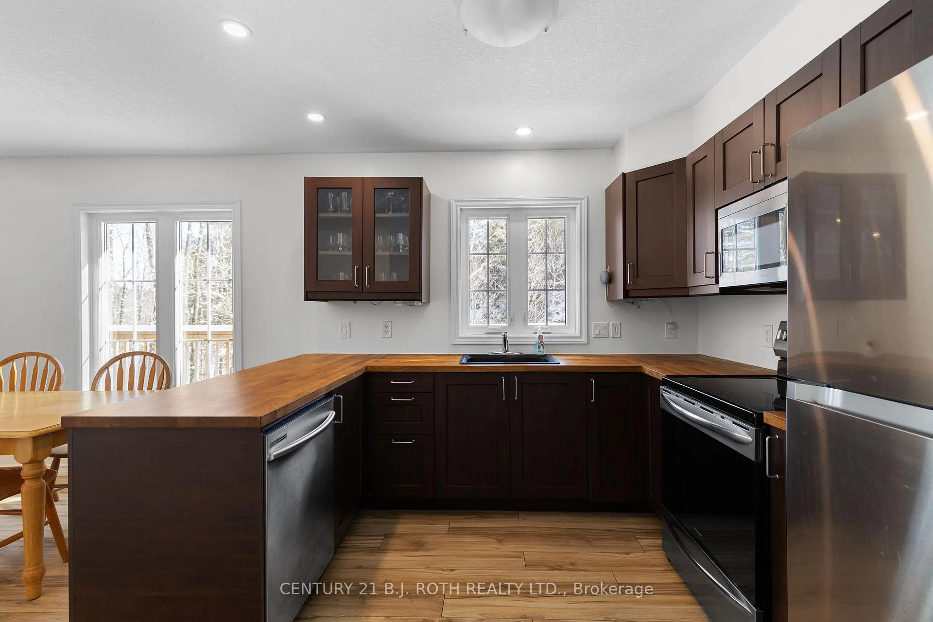 Photo 6 of 1040 Arthur Schulz Road, Gravenhurst, Morrison — HOMEH