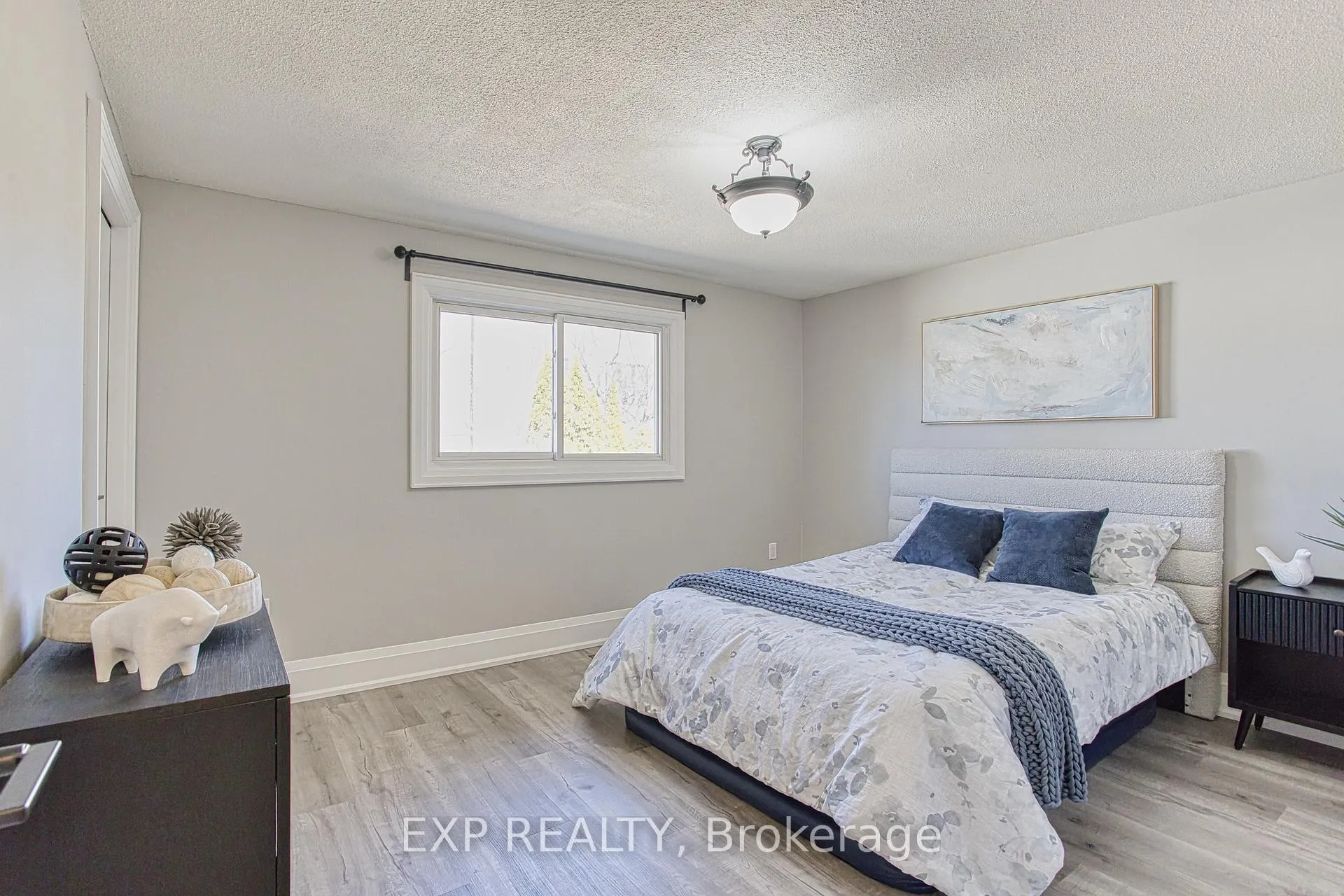 Photo 17 of 4 Colgate Court, Hamilton, Gilbert — HOMEH