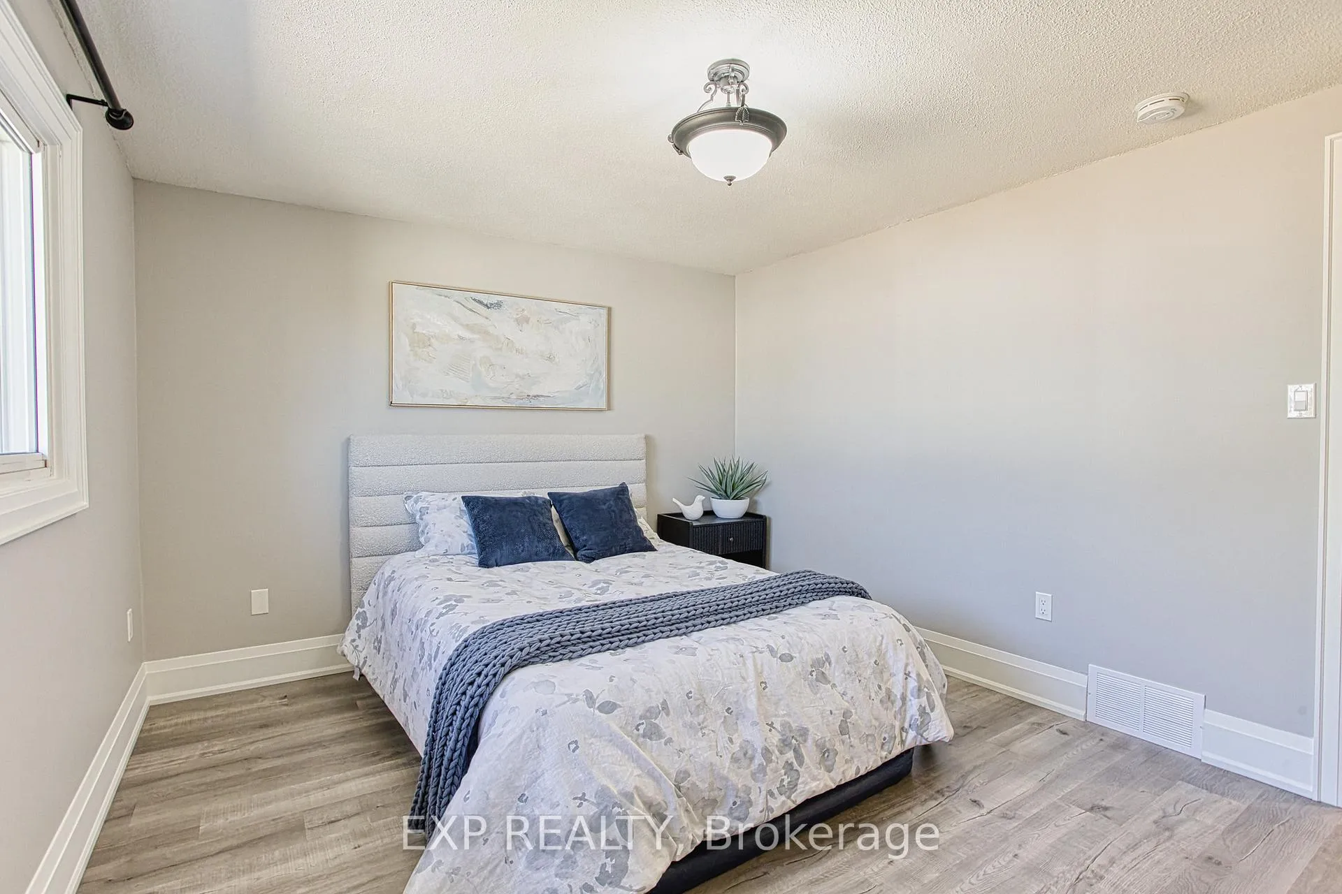 Photo 18 of 4 Colgate Court, Hamilton, Gilbert — HOMEH