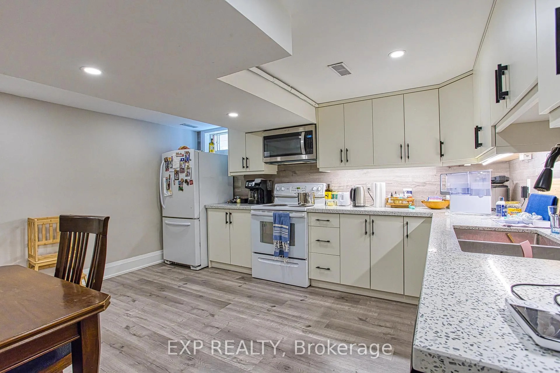 Photo 25 of 4 Colgate Court, Hamilton, Gilbert — HOMEH