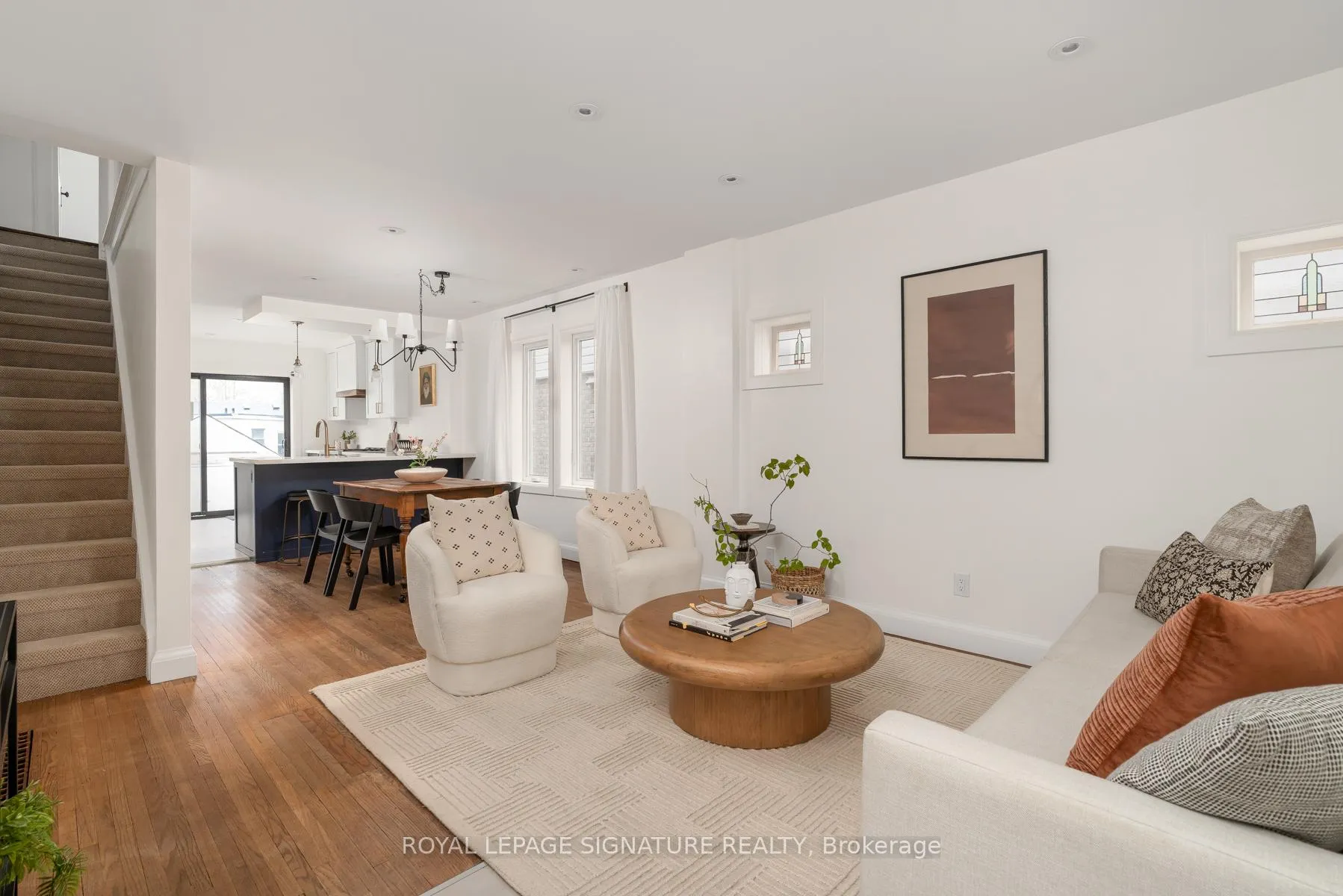 Photo 5 of 41 Firstrbooke Road, Toronto, East End-Danforth — HOMEH