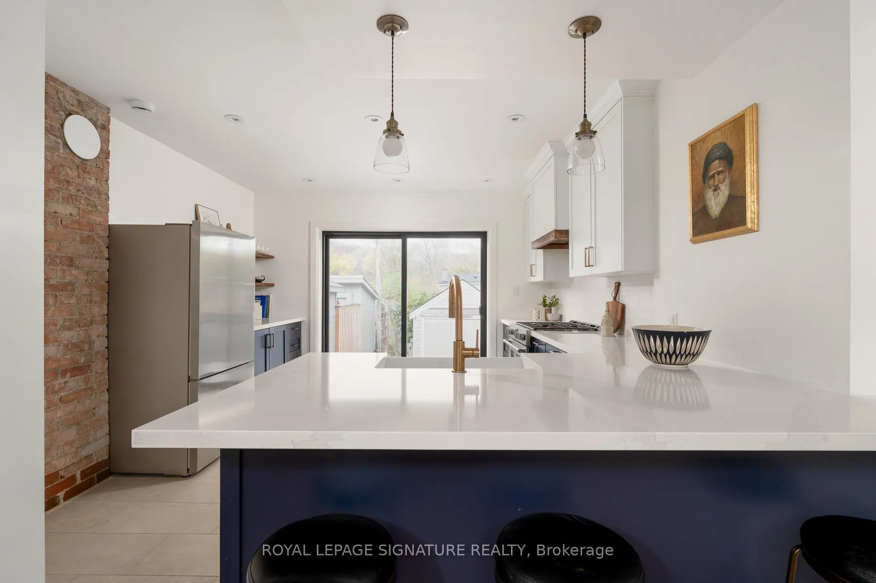 Photo 12 of 41 Firstrbooke Road, Toronto, East End-Danforth — HOMEH
