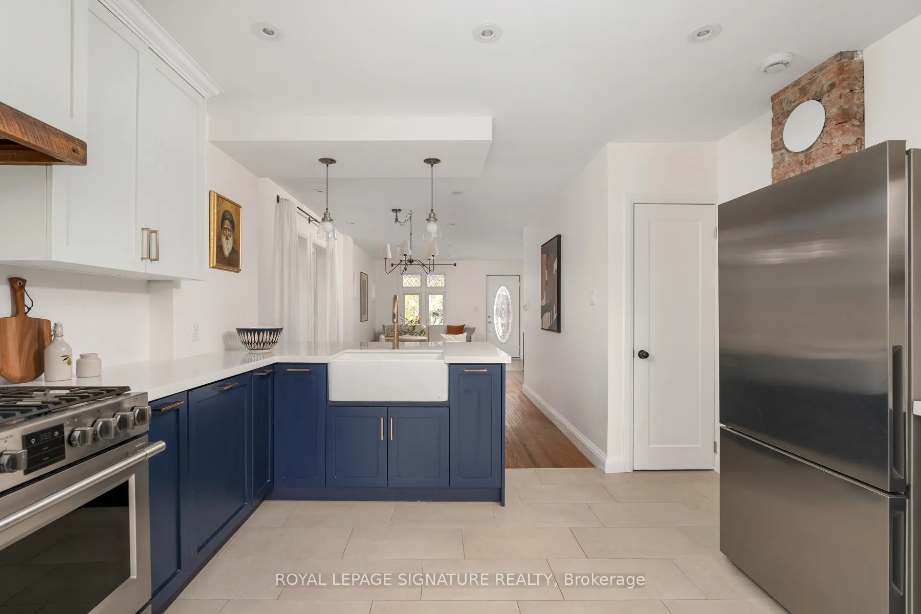Photo 16 of 41 Firstrbooke Road, Toronto, East End-Danforth — HOMEH