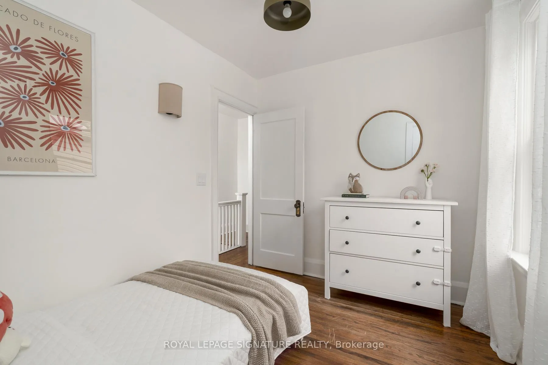 Photo 24 of 41 Firstrbooke Road, Toronto, East End-Danforth — HOMEH