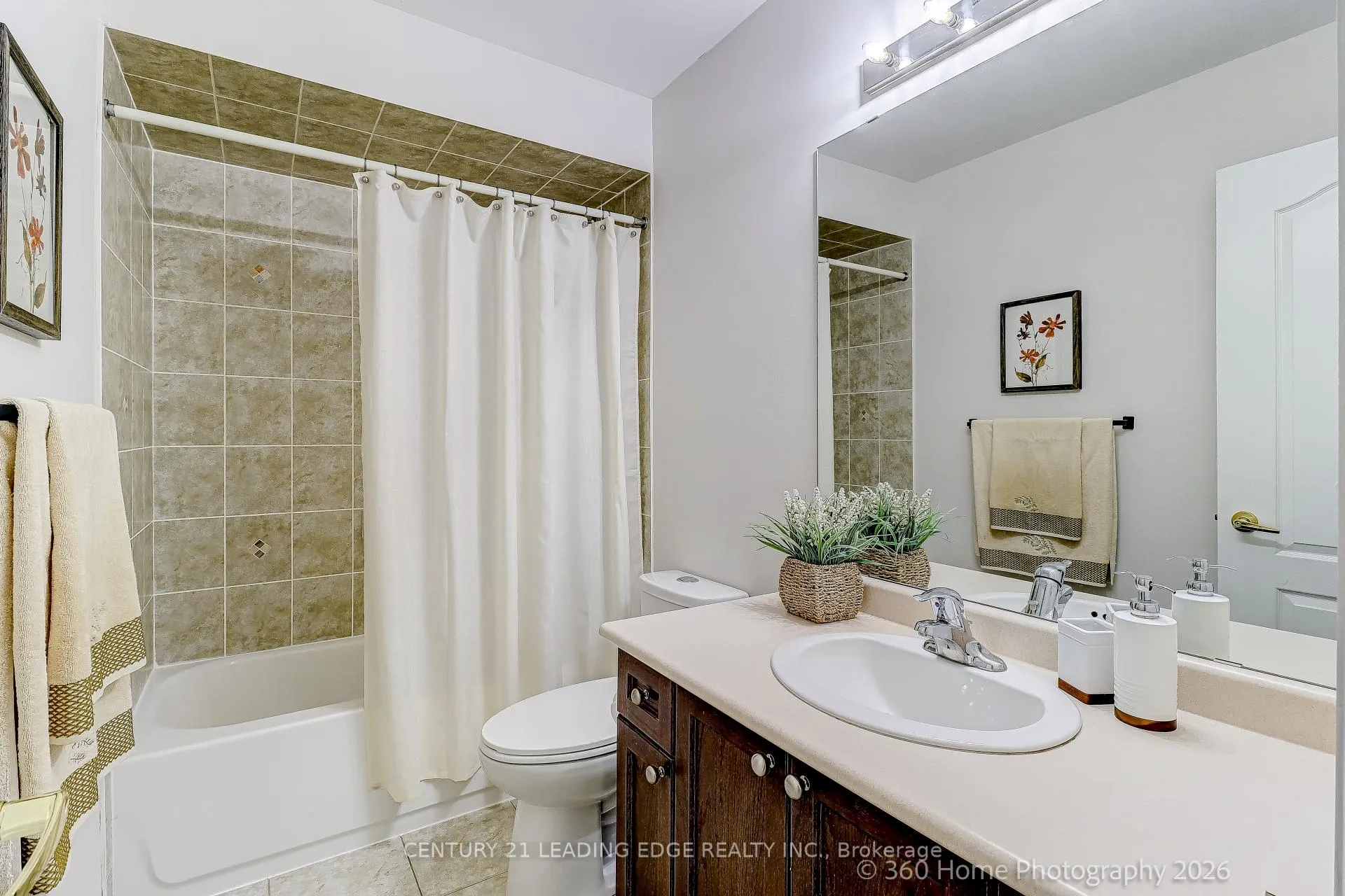 Photo 20 of 75 Kentview Crescent, Markham, Box Grove — HOMEH