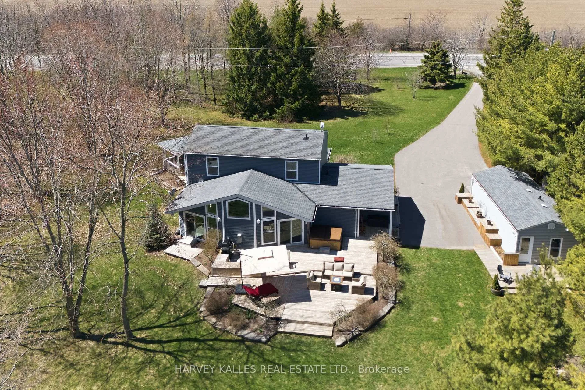 Front of 17682 Loyalist Parkway