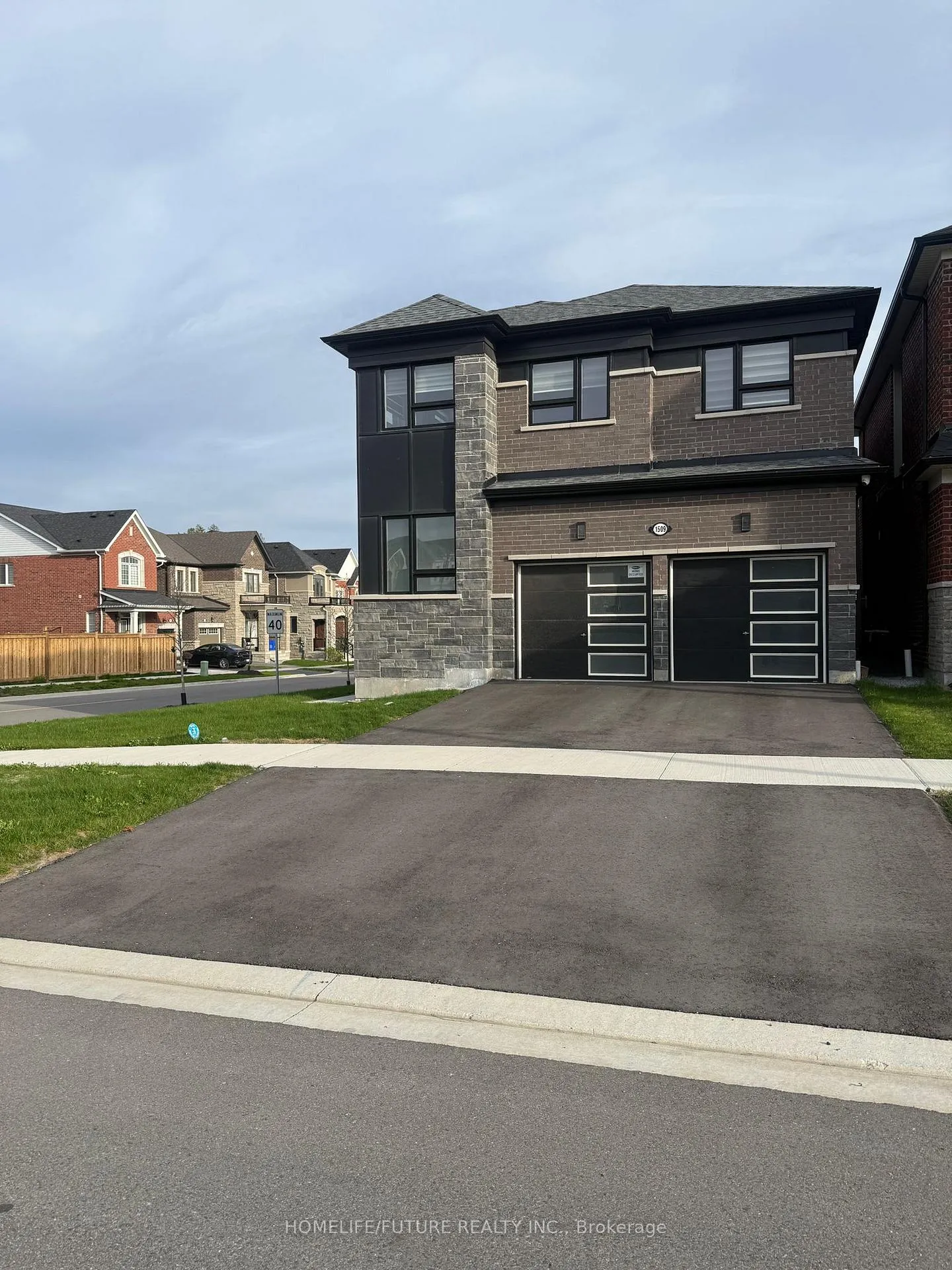 Photo 1 of 1509 Honey Locust Place, Pickering, Rural Pickering — HOMEH