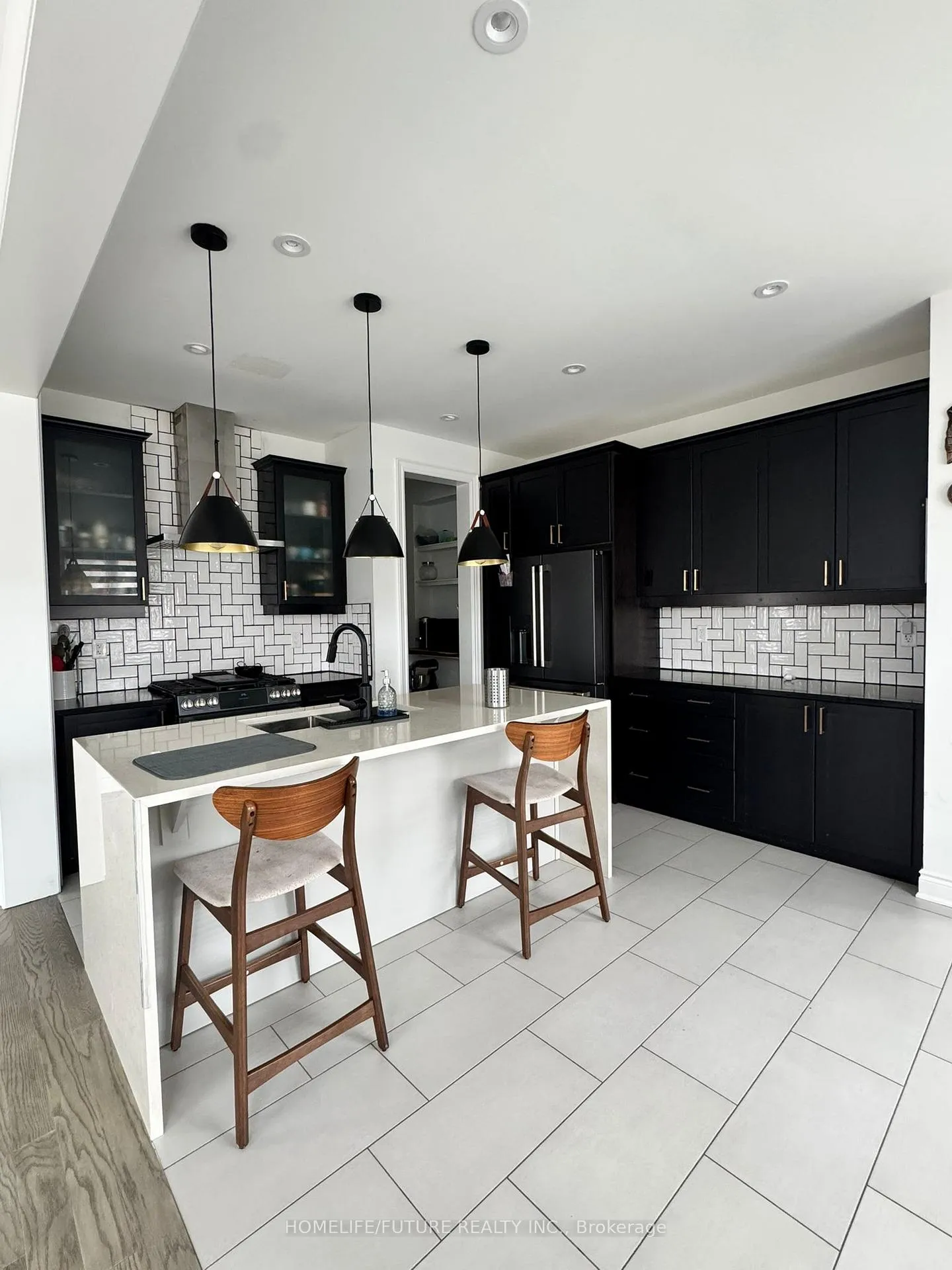 Photo 5 of 1509 Honey Locust Place, Pickering, Rural Pickering — HOMEH