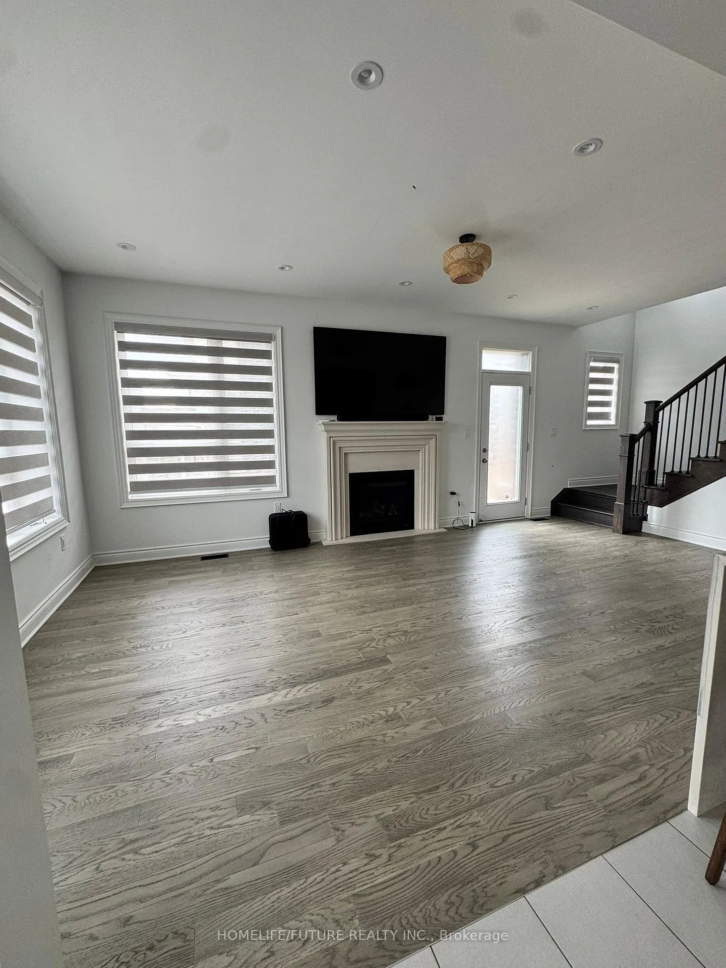 Photo 6 of 1509 Honey Locust Place, Pickering, Rural Pickering — HOMEH