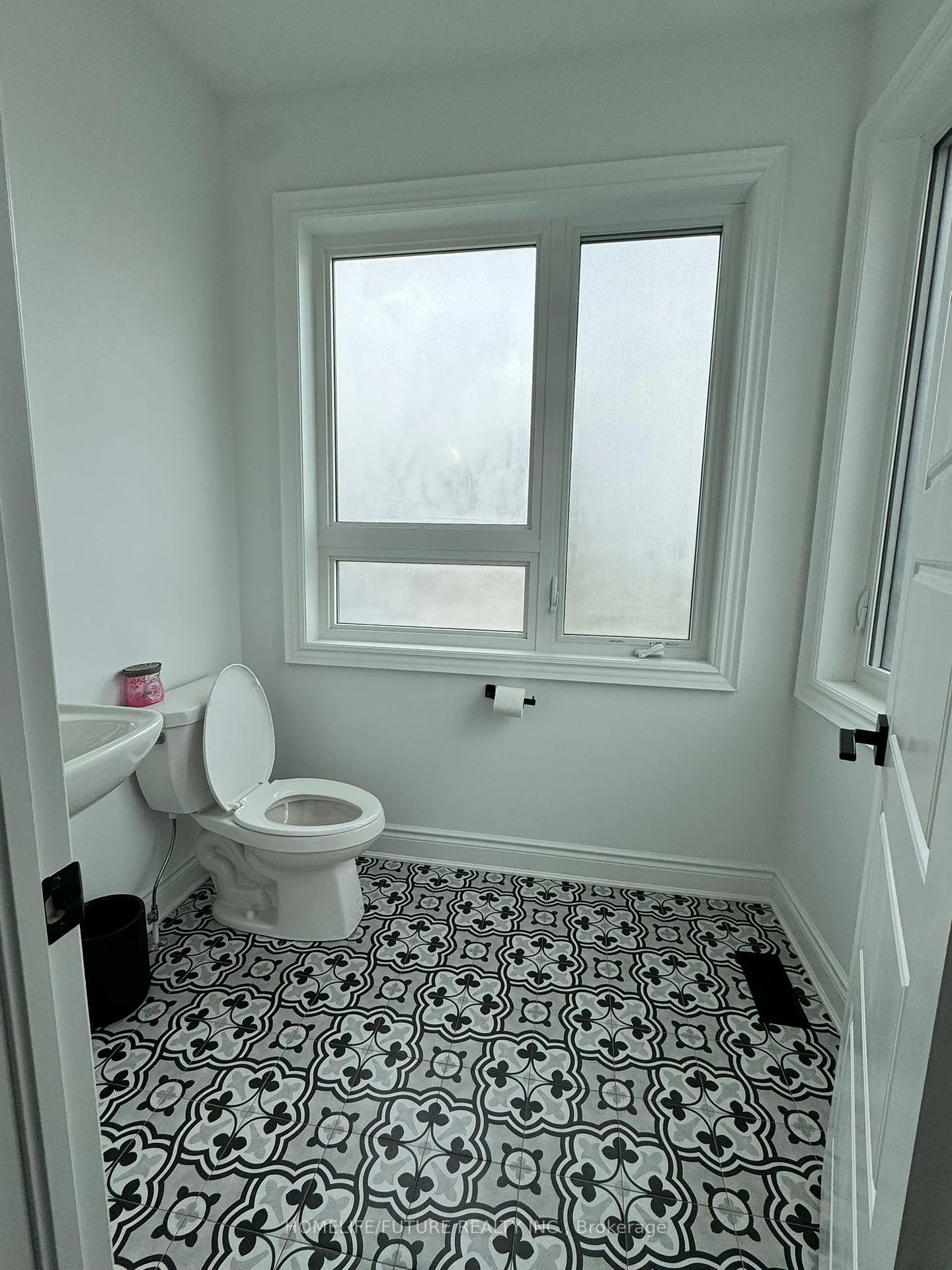 Photo 8 of 1509 Honey Locust Place, Pickering, Rural Pickering — HOMEH